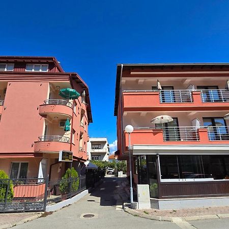 Villa & Apartments Antigona Ohrid Esterno foto