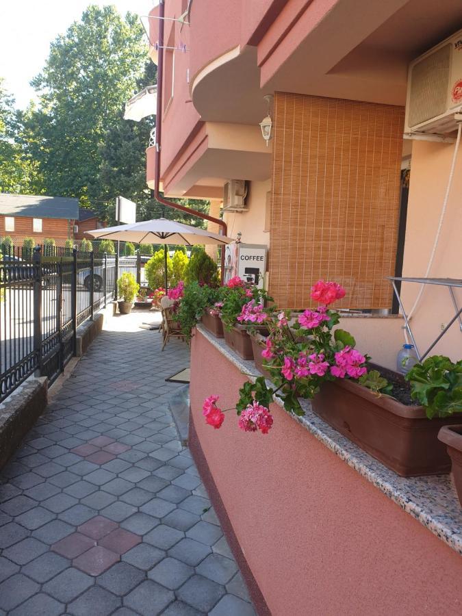 Villa & Apartments Antigona Ohrid Esterno foto