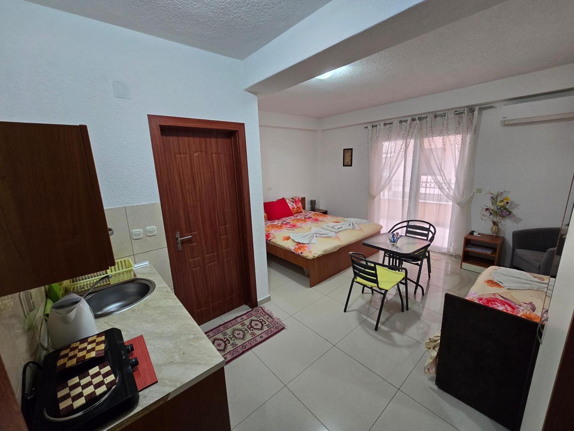 Villa & Apartments Antigona Ohrid Esterno foto
